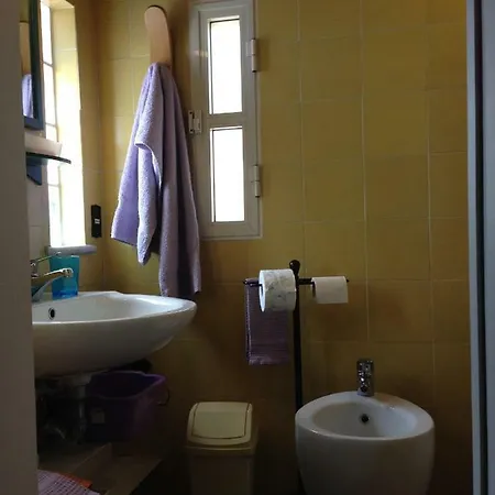 Holiday home Casetta Rosa Tra I Papiri